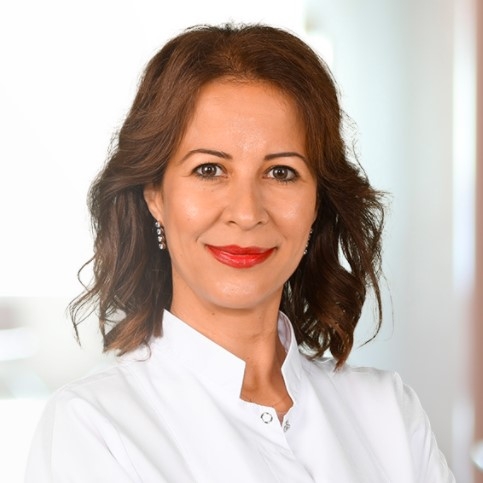 ARZU DİNÇ YAVAŞ.jpeg