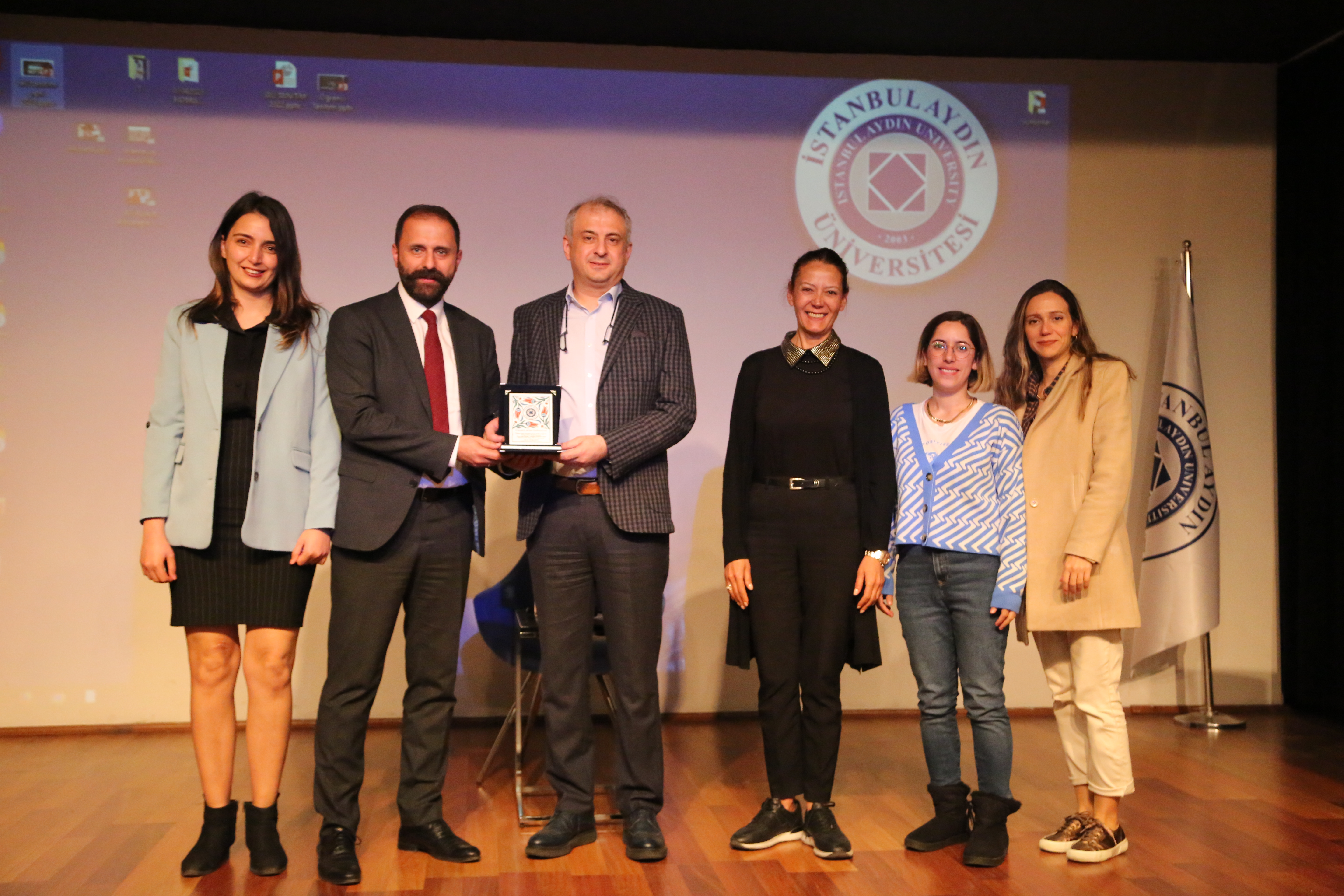 Havaclıkta Güncel Konular Afişi Güncel.jpg
