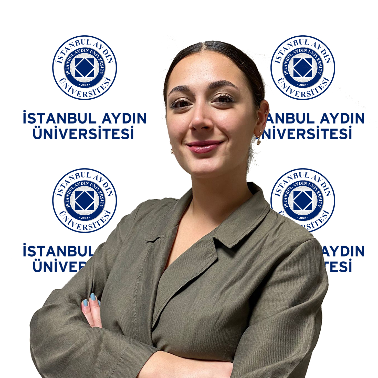 ÖZGE YILMAZ.jpg